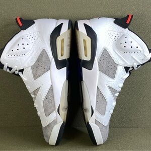 Jordan 6 “nostalgia “ size 11